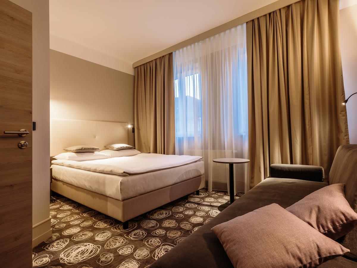 Center Hotel
